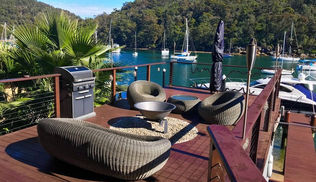 “Waterside Paradise Retreat”