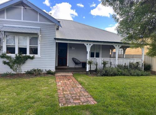 Wattle Cottage