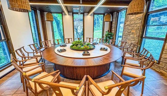 White Magpie Mountain Residence