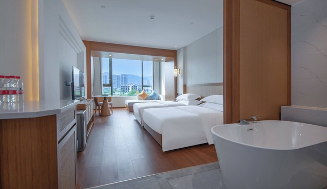 Wingate By Wyndham Libo Center