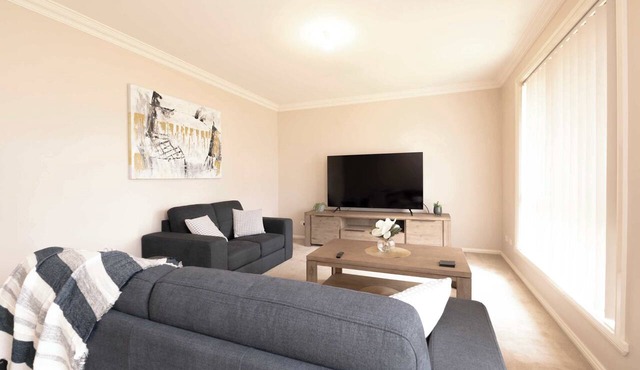 Wonderful Windred. Quiet & Homely. 3 Min to CBD