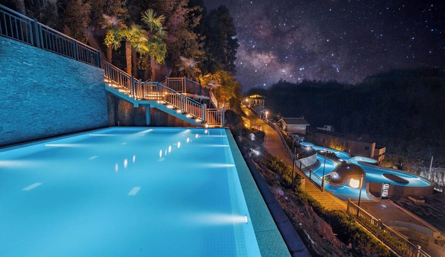 Wyndham Grand Plaza Royale Hot Springs Fenghuang