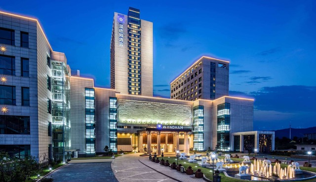 Wyndham Zhuji West