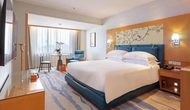Xiamen Airlines Lakeside Hotel