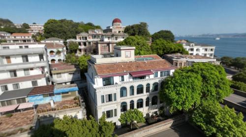 Xiamen Gulangyu Heitan Hotel