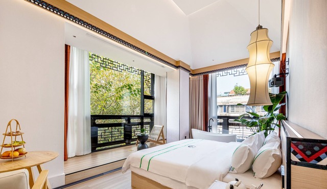 XISHU GARDEN INN