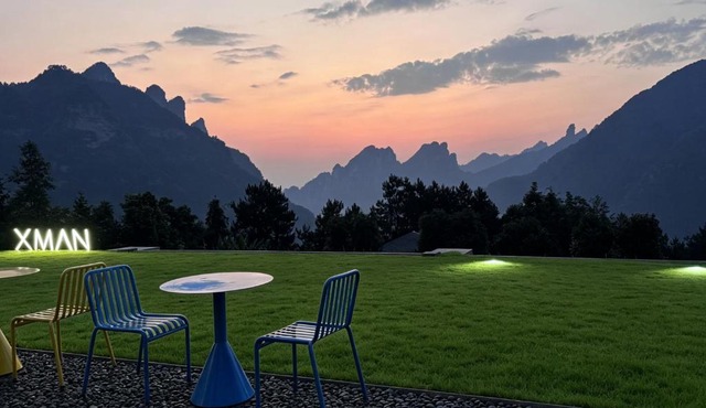 XMAN Sunrise Peaks Resort