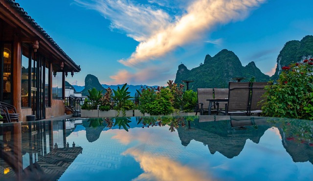 Yangshuo Mountain River Ballad Hotel