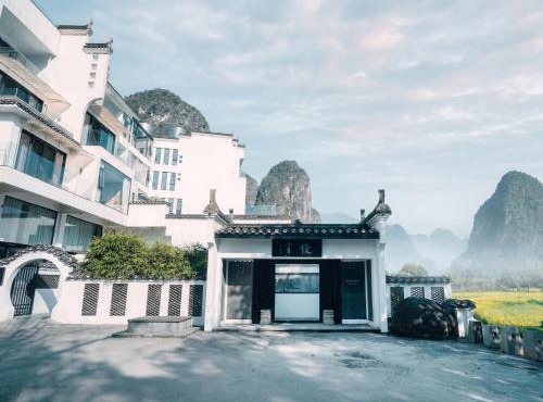 Yangshuo Mountain Vista Courtyard