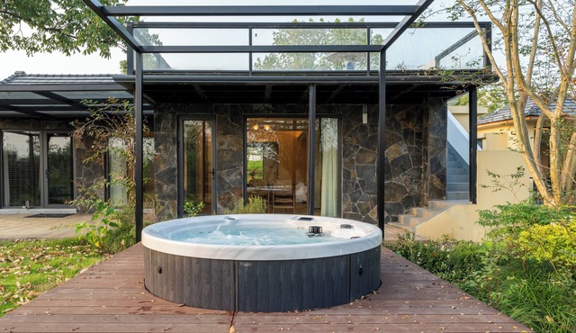 YAOJIA STRAW FARM RESORT ANJI
