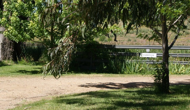 " Yarrindi " Garden Cottage