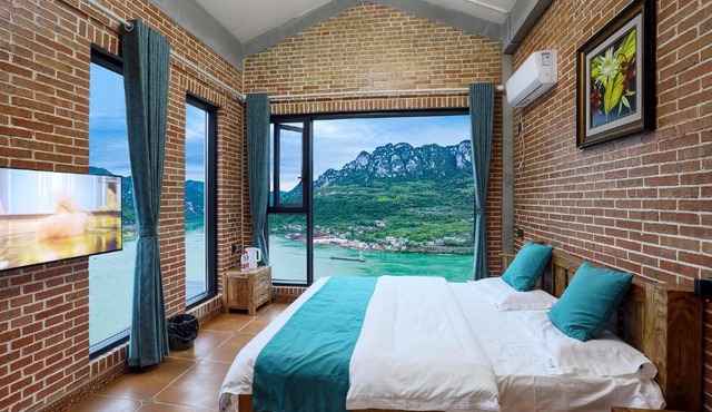 Yichang Leisurely River View Inn - Three Gorges Branch