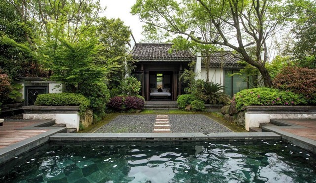 Yiqi Ahn Luh Huangshan