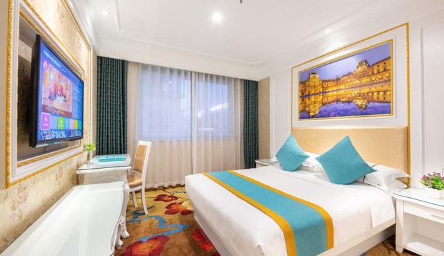 Yiwu Defeng Hotel