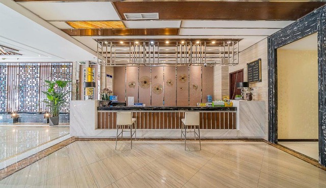 Youjia Sunshine Hotel