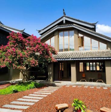 YSN Hill Breeze Retreat 云山南 玉龙雪山园林观景酒店 丽江古城束河白沙古镇店