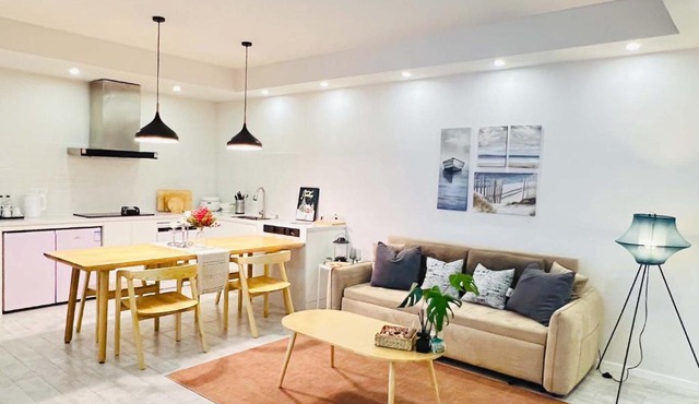 Yuexi, Nordic style, Shanghai Railway Station, Changshou Road subway, cooking, big bathtub, family outing, Disney, the Bund, Nanjing Road Walkway, Hongshoufang