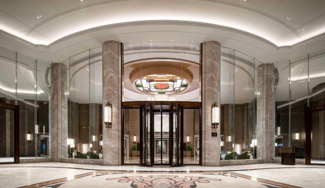 Yuexiu Hotel Guangzhou, Curio Collection by Hilton