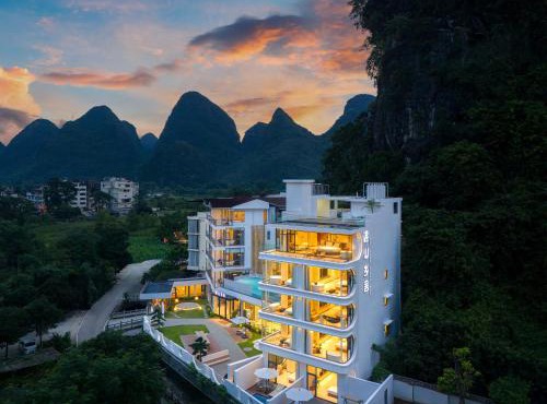 Yulonghe Yushan Country Hotel