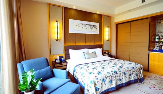 Yun-zen Jinling Lotus Hotel