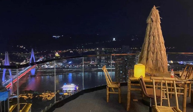 Yunqi River View Terrace Hotel