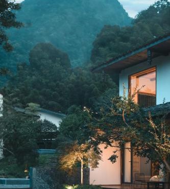 YunXi ChanYi Forest Soup Spring Resort Hotel ,Provides pick-up service and tea leaves,Drink Chinese wild tea leaves