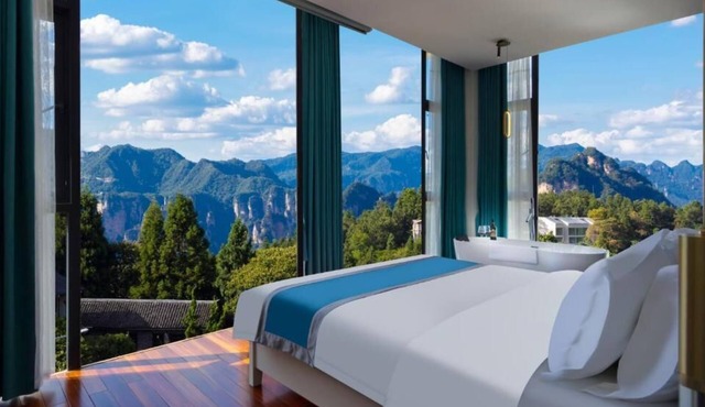 Zhangjiajie Cloudscape Lodge