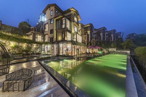 Zhangjiajie Lake View Hotel-Free airport pick-up