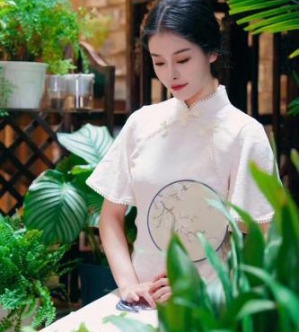 Zhangjiajie Yun Hai Hotel- Ancient Chinese Style Hotel,Tea Culture Experience, Realxing Class,Free Breakfast ,Local Travel Guide and Book Tickets, Gem Perporty