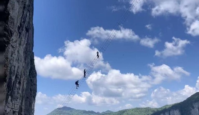 Zhangjiajie Zhijue Art Hotel-植觉艺术客舍-Close to Qixing Mountain Via Ferrata-Near Tianmen Mountain Cableway Station-Free Route Planning-Attraction Tickets Service in advance-Free Luggage storage-Coffee&Chinese Tea