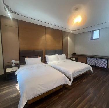 Zhifang Hotel