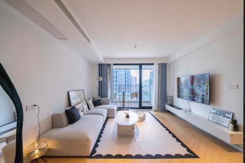 Zhome- Count Luxury Apartment 2