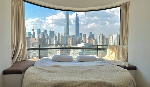 ZHome - HaiQi Garden - Four Bedroom Apartment on the Bund with Bund View