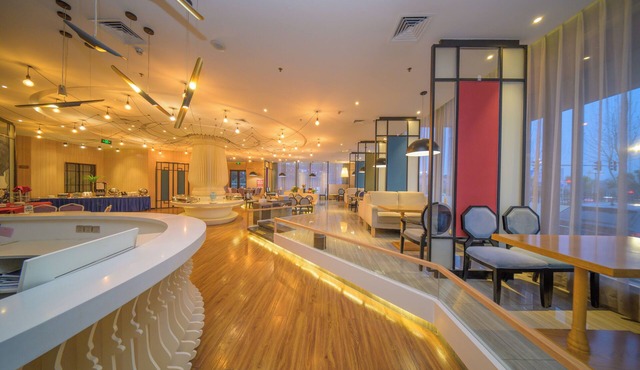 Zhong Zhou Elegance Hotel