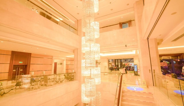 Zhongshan Junchuang Century Hotel