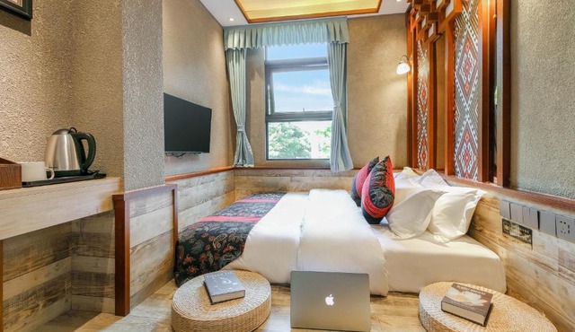 Zou Qu Ye Travel Hotel