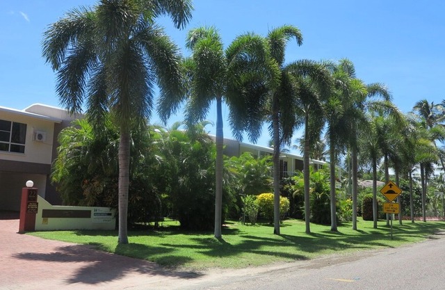 "ISLAND MAGIC TOWNHOUSE 5" in Arcadia