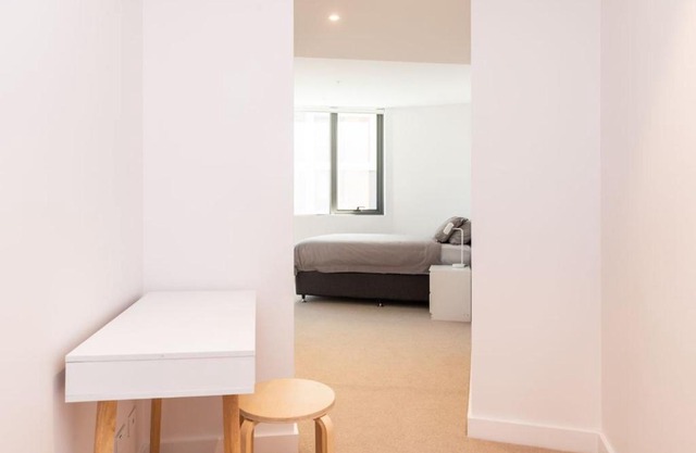 Modern 2 Bedroom Apartment in Darling Harbour