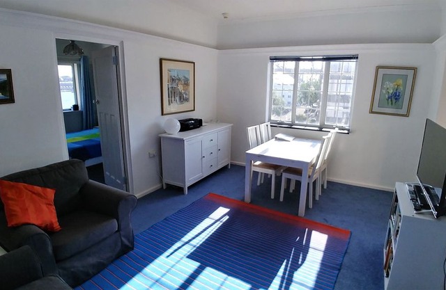 Wake up to the best view in Sydney!