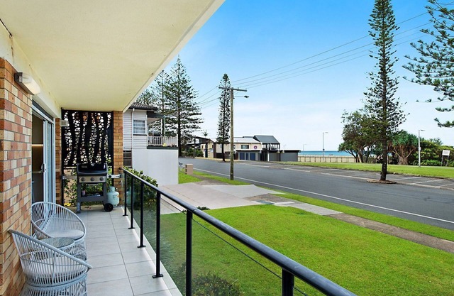 Kirra Wave 