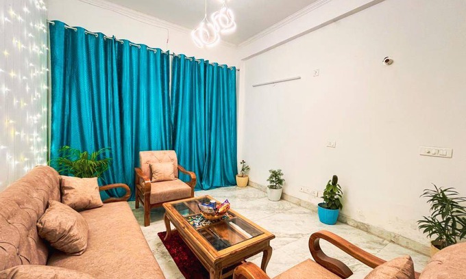 Greater Noida Villa | 2000 m² Villa ∙ 3 bedrooms ∙ 15 guests