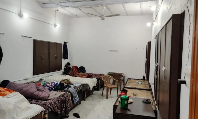Noida Hostel | DORMITORY EPS