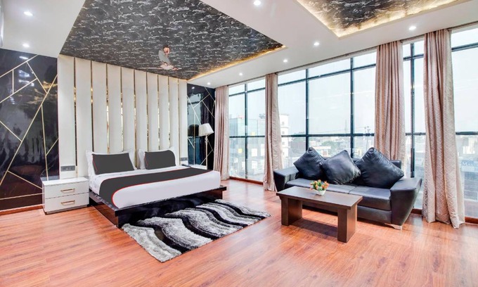 Bareilly Hotel | Hotel ∙ 2 guests