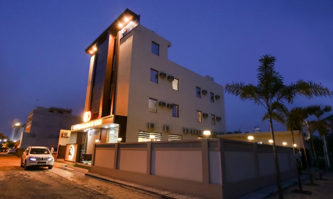Taj Ganj Hotel | Hotel Grand Sparrow Inn
