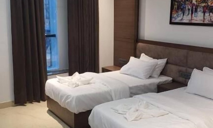 Aligarh Hotel | Hotel Midtown Aligarh