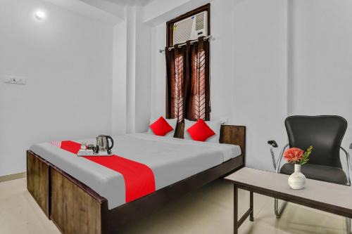 Aliganj Hotel | Hotel O Star Stay Guest house opposite Kendriya Bhawan