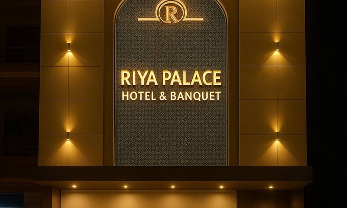 Agra Hotel | Hotel Riya Palace - Idgah Railway Station Agra