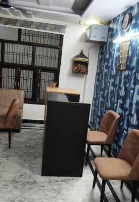 Gomti Nagar Hotel | Hotel Royal Palace