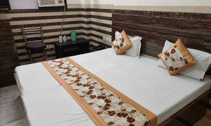 Agra Hotel | HOTEL SARWAN