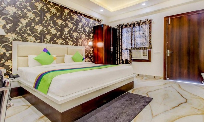 Kiraoli Hotel | Hotel Vedic Inn